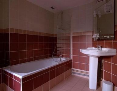 Hotel Picheyre Formigueres Bagian luar foto